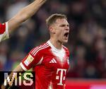 18.10.2025, Fussball Bundesliga 2025/2026, 7.Spieltag, FC Bayern Mnchen - Borussia Dortmund, in der Allianz-Arena Mnchen, Joshua Kimmich (FC Bayern Mnchen) Schlussjubel