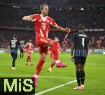 22.10.2025,  Fussball UEFA Championsleague 2025/2026: Vorrunde 3.Spieltag, FC Bayern Mnchen - Club Brgge, in der Allianz-Arena Mnchen.
  v.l. Harry Kane (FC Bayern Mnchen) jubelt

