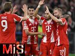 22.10.2025,  Fussball UEFA Championsleague 2025/2026: Vorrunde 3.Spieltag, FC Bayern Mnchen - Club Brgge, in der Allianz-Arena Mnchen. Torjubel nach dem 3:0 v.l. Harry Kane (FC Bayern Mnchen), Aleksandar Pavlovic (FC Bayern Mnchen), Luis Diaz (FC Bayern Mnchen) und Konrad Laimer (FC Bayern Mnchen) 
  

