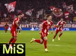 22.10.2025,  Fussball UEFA Championsleague 2025/2026: Vorrunde 3.Spieltag, FC Bayern Mnchen - Club Brgge, in der Allianz-Arena Mnchen. Torjubel Lennart Karl (re, FC Bayern Mnchen) li: Luis Diaz (FC Bayern Mnchen) 
