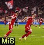 22.10.2025,  Fussball UEFA Championsleague 2025/2026: Vorrunde 3.Spieltag, FC Bayern Mnchen - Club Brgge, in der Allianz-Arena Mnchen. Torjubel Lennart Karl (re, FC Bayern Mnchen) li: Luis Diaz (FC Bayern Mnchen) 