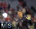 22.10.2025,  Fussball UEFA Championsleague 2025/2026: Vorrunde 3.Spieltag, FC Bayern Mnchen - Club Brgge, in der Allianz-Arena Mnchen. Torwart Manuel Neuer (FC Bayern Mnchen) winkt 