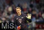 22.10.2025,  Fussball UEFA Championsleague 2025/2026: Vorrunde 3.Spieltag, FC Bayern Mnchen - Club Brgge, in der Allianz-Arena Mnchen. Torwart Manuel Neuer (FC Bayern Mnchen) winkt 