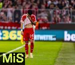 22.10.2025,  Fussball UEFA Championsleague 2025/2026: Vorrunde 3.Spieltag, FC Bayern Mnchen - Club Brgge, in der Allianz-Arena Mnchen. Luis Diaz (FC Bayern Mnchen) nachdenklich 