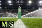 28.10.2025, Fussball DFB-Pokal 2025/2026, 2.Runde, FC Augsburg - VfL Bochum, in der WWK-Arena Augsburg. Der Derby Spielball liegt auf einem Podest mit DFB Logo
