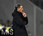 31.10.2025, Fussball 1. Bundesliga 2025/2026, 9.Spieltag, FC Augsburg - Borussia Dortmund, in der WWK-Arena Augsburg. Trainer Niko Kovac (Borussia Dortmund) nachdenklich.