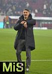 31.10.2025, Fussball 1. Bundesliga 2025/2026, 9.Spieltag, FC Augsburg - Borussia Dortmund, in der WWK-Arena Augsburg. Trainer Niko Kovac (Borussia Dortmund) die Zeit läuft.