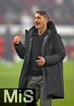 31.10.2025, Fussball 1. Bundesliga 2025/2026, 9.Spieltag, FC Augsburg - Borussia Dortmund, in der WWK-Arena Augsburg. Trainer Niko Kovac (Borussia Dortmund) gestikuliert