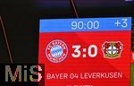01.11.2025, Fussball Bundesliga 2025/2026, 9.Spieltag, FC Bayern Mnchen - Bayer Leverkusen, in der Allianz-Arena Mnchen, Nach 90 Minuten steht es 3:0


