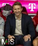 01.11.2025, Fussball Bundesliga 2025/2026, 9.Spieltag, FC Bayern Mnchen - Bayer Leverkusen, in der Allianz-Arena Mnchen,  Sportdirektor Simon Rolfes (Leverkusen)  