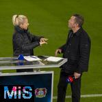 01.11.2025, Fussball Bundesliga 2025/2026, 9.Spieltag, FC Bayern Mnchen - Bayer Leverkusen, in der Allianz-Arena Mnchen, SKY-Sport-Tisch am Spielfeldrand mit v.li:  Julia Simic, Lothar Matthus,   