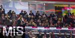 01.11.2025, Fussball Bundesliga 2025/2026, 9.Spieltag, FC Bayern Mnchen - Bayer Leverkusen, in der Allianz-Arena Mnchen, Ehrentribne mit vordere Reihe v.li: THOMAS EICHIN  (DIREKTOR LIZENZ, Leverkusen), Geschftsfhrer Fernando Carro (Leverkusen)