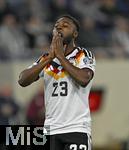 14.11.2025, Fussball WM-Qualifikation Europa 2025/26, 9.Spieltag,  Luxemburg - Deutschland, im Stade de Luxembourg (Croix de Gasperich, Luxemburg) Ridle Baku (Deutschland) nachdenklich.