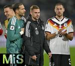 14.11.2025, Fussball WM-Qualifikation Europa 2025/26, 9.Spieltag,  Luxemburg - Deutschland, im Stade de Luxembourg (Croix de Gasperich, Luxemburg) v.l. Torwart Oliver Baumann (Deutschland), Joshua Kimmich (Deutschland) und Waldemar Anton (Deutschland) 