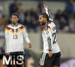 14.11.2025, Fussball WM-Qualifikation Europa 2025/26, 9.Spieltag,  Luxemburg - Deutschland, im Stade de Luxembourg (Croix de Gasperich, Luxemburg), Serge Gnabry (Deutschland) gestikuliert.,