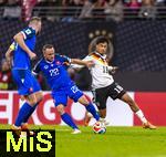 17.11.2025, Fussball WM-Qualifikation Europa 2025/26, 10.Spieltag,  Deutschland - Slowakei, in der Red-Bull-Arena Leipzig (Deutschland). v.li: Stanislav Lobotka (Slowakei) gegen Nathaniel Brown (Deutschland) 