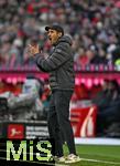 22.11.2025, Fussball Bundesliga 2025/2026, 11.Spieltag, FC Bayern Mnchen - SC Freiburg, in der Allianz-Arena Mnchen,  Trainer Julian Schuster (SC Freiburg) schreit.


