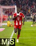 22.11.2025, Fussball Bundesliga 2025/2026, 11.Spieltag, FC Bayern M�nchen - SC Freiburg, in der Allianz-Arena M�nchen,  Torjubel Dayot Upamecano (li, FC Bayern M�nchen),