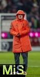 22.11.2025, Fussball Bundesliga 2025/2026, 11.Spieltag, FC Bayern M�nchen - SC Freiburg, in der Allianz-Arena M�nchen, Lennart Karl (FC Bayern M�nchen) nach dem Spiel 