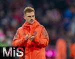 22.11.2025, Fussball Bundesliga 2025/2026, 11.Spieltag, FC Bayern M�nchen - SC Freiburg, in der Allianz-Arena M�nchen, Joshua Kimmich (FC Bayern M�nchen) Schlussjubel 