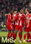 22.11.2025, Fussball Bundesliga 2025/2026, 11.Spieltag, FC Bayern M�nchen - SC Freiburg, in der Allianz-Arena M�nchen, Torjubel, v.li: Nicolas Jackson (FC Bayern M�nchen), Min-jae Kim (Bayern M�nchen, Minjae Kim), Jonathan Tah (FC Bayern M�nchen), Harry Kane (FC Bayern M�nchen) 