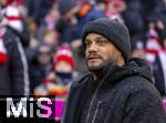 22.11.2025, Fussball Bundesliga 2025/2026, 11.Spieltag, FC Bayern M�nchen - SC Freiburg, in der Allianz-Arena M�nchen, Trainer Vincent Kompany (FC Bayern M�nchen) nachdenklich 