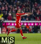22.11.2025, Fussball Bundesliga 2025/2026, 11.Spieltag, FC Bayern M�nchen - SC Freiburg, in der Allianz-Arena M�nchen, Torjubel Michael Olise (FC Bayern M�nchen),
