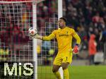 22.11.2025, Fussball Bundesliga 2025/2026, 11.Spieltag, FC Bayern M�nchen - SC Freiburg, in der Allianz-Arena M�nchen, Torwart Noah Atubolu (SC Freiburg) 