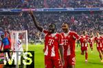 22.11.2025, Fussball Bundesliga 2025/2026, 11.Spieltag, FC Bayern M�nchen - SC Freiburg, in der Allianz-Arena M�nchen, Torjubel, v.li: Dayot Upamecano (FC Bayern M�nchen) mit Jonathan Tah (FC Bayern M�nchen) 