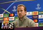 25.11.2025,  Fussball UEFA Championsleague 2025/2026: Pressekonferenz des FC Bayern Mnchen am Tag vor dem Spiel FC Arsenal - FC Bayern Mnchen, im Emirates-Stadion London (England). Harry Kane (FC Bayern Mnchen)   bei der Pressekonferenz
  


