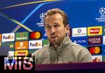 25.11.2025,  Fussball UEFA Championsleague 2025/2026: Pressekonferenz des FC Bayern M�nchen am Tag vor dem Spiel FC Arsenal - FC Bayern M�nchen, im Emirates-Stadion London (England). Harry Kane (FC Bayern M�nchen) 
  

