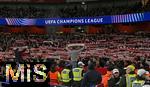 26.11.2025,  Fussball UEFA Championsleague 2025/2026: Vorrunde 5.Spieltag, FC Arsenal - FC Bayern M�nchen, im Emirates-Stadion London (England) Die Bayern Fans feiern trotzdem.
  

