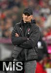 29.11.2025, Fussball Bundesliga 2025/2026, 12.Spieltag, FC Bayern Mnchen - FC St. Pauli, in der Allianz-Arena Mnchen,  Trainer Alexander Blessin (FC St. Pauli) nachdenklich.



