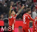 29.11.2025, Fussball Bundesliga 2025/2026, 12.Spieltag, FC Bayern Mnchen - FC St. Pauli, in der Allianz-Arena Mnchen,  Luis Diaz (FC Bayern Mnchen) jubelt.


