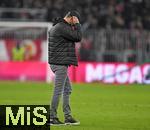 29.11.2025, Fussball Bundesliga 2025/2026, 12.Spieltag, FC Bayern Mnchen - FC St. Pauli, in der Allianz-Arena Mnchen,  Trainer Alexander Blessin (FC St. Pauli) ist nach dem Spiel enttuscht. 


