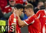 29.11.2025, Fussball Bundesliga 2025/2026, 12.Spieltag, FC Bayern M�nchen - FC St. Pauli, in der Allianz-Arena M�nchen, Torjubel von links:  Luis Diaz (FC Bayern M�nchen) und Joshua Kimmich (FC Bayern M�nchen), 