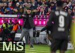 29.11.2025, Fussball Bundesliga 2025/2026, 12.Spieltag, FC Bayern M�nchen - FC St. Pauli, in der Allianz-Arena M�nchen, Trainer Alexander Blessin (FC St. Pauli) in Rage an der Seitenlinie.
