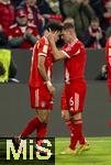 29.11.2025, Fussball Bundesliga 2025/2026, 12.Spieltag, FC Bayern M�nchen - FC St. Pauli, in der Allianz-Arena M�nchen, Torjubel von links:  Luis Diaz (FC Bayern M�nchen) und Joshua Kimmich (FC Bayern M�nchen), 