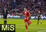29.11.2025, Fussball Bundesliga 2025/2026, 12.Spieltag, FC Bayern M�nchen - FC St. Pauli, in der Allianz-Arena M�nchen, Torjubel Raphael Guerreiro (FC Bayern M�nchen) 