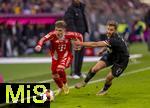 29.11.2025, Fussball Bundesliga 2025/2026, 12.Spieltag, FC Bayern M�nchen - FC St. Pauli, in der Allianz-Arena M�nchen, Lennart Karl (FC Bayern M�nchen) am Ball gegen Lars Ritzka (FC St. Pauli) 