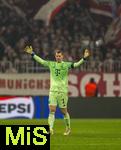 09.12.2025,  Fussball UEFA Championsleague 2025/2026: Vorrunde 6.Spieltag, FC Bayern Mnchen - Sporting Lissabon, in der Allianz-Arena Mnchen. Torwart Manuel Neuer (FC Bayern Mnchen) 