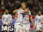 21.12.2025, Fussball Bundesliga 2025/2026, 15.Spieltag, 1.FC Heidenheim - FC Bayern M�nchen, in der Voith-Arena Heidenheim. v.li: Luis Diaz (FC Bayern M�nchen) und Harry Kane (FC Bayern M�nchen) Torjubel 