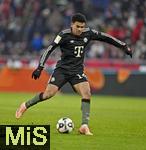 06.01.2026, Fussball 1. Bundesliga 2025/2026, Testspiel: RB Salzburg - FC Bayern M�nchen, in der Red Bull Arena Salzburg. Luis Diaz (FC Bayern M�nchen) am Ball.