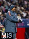 06.01.2026, Fussball 1. Bundesliga 2025/2026, Testspiel: RB Salzburg - FC Bayern M�nchen, in der Red Bull Arena Salzburg (�sterreich), Trainer Vincent Kompany (FC Bayern M�nchen) in Rage an der Seitenlinie.