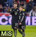 06.01.2026, Fussball 1. Bundesliga 2025/2026, Testspiel: RB Salzburg - FC Bayern M�nchen, in der Red Bull Arena Salzburg (�sterreich), v.li: Javi Fernandez und Lennart Karl (FC Bayern M�nchen) Torjubel 