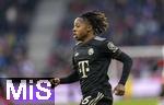 06.01.2026, Fussball 1. Bundesliga 2025/2026, Testspiel: RB Salzburg - FC Bayern M�nchen, in der Red Bull Arena Salzburg (�sterreich), Wisdom Mike (FC Bayern M�nchen) am Ball 
