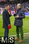 06.01.2026, Fussball 1. Bundesliga 2025/2026, Testspiel: RB Salzburg - FC Bayern M�nchen, in der Red Bull Arena Salzburg (�sterreich), re: TV-Moderator Fritz von Thurn und Taxis am Mikrofon von FC Bayern TV.