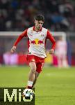 06.01.2026, Fussball 1. Bundesliga 2025/2026, Testspiel: RB Salzburg - FC Bayern M�nchen, in der Red Bull Arena Salzburg (�sterreich), Kerim Alajbegovic (Salzburg) am Ball 