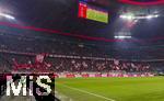 11.01.2026, Fussball Bundesliga 2025/2026, 16.Spieltag, FC Bayern M�nchen - VfL Wolfsburg, in der Allianz-Arena M�nchen, S�dkurve der Bayernfans, beim n�chsten Champions League Spiel wird der komplette untere Rang f�r die Ultras gesperrt werden, aufgrund abbrennen von Pyros.