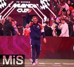 18.01.2026, Fussball, der FC Bayern M�nchen Legends-CUP, im SAP-Garden M�nchen. Philipp Lahm (FC Bayern M�nchen) winkt.